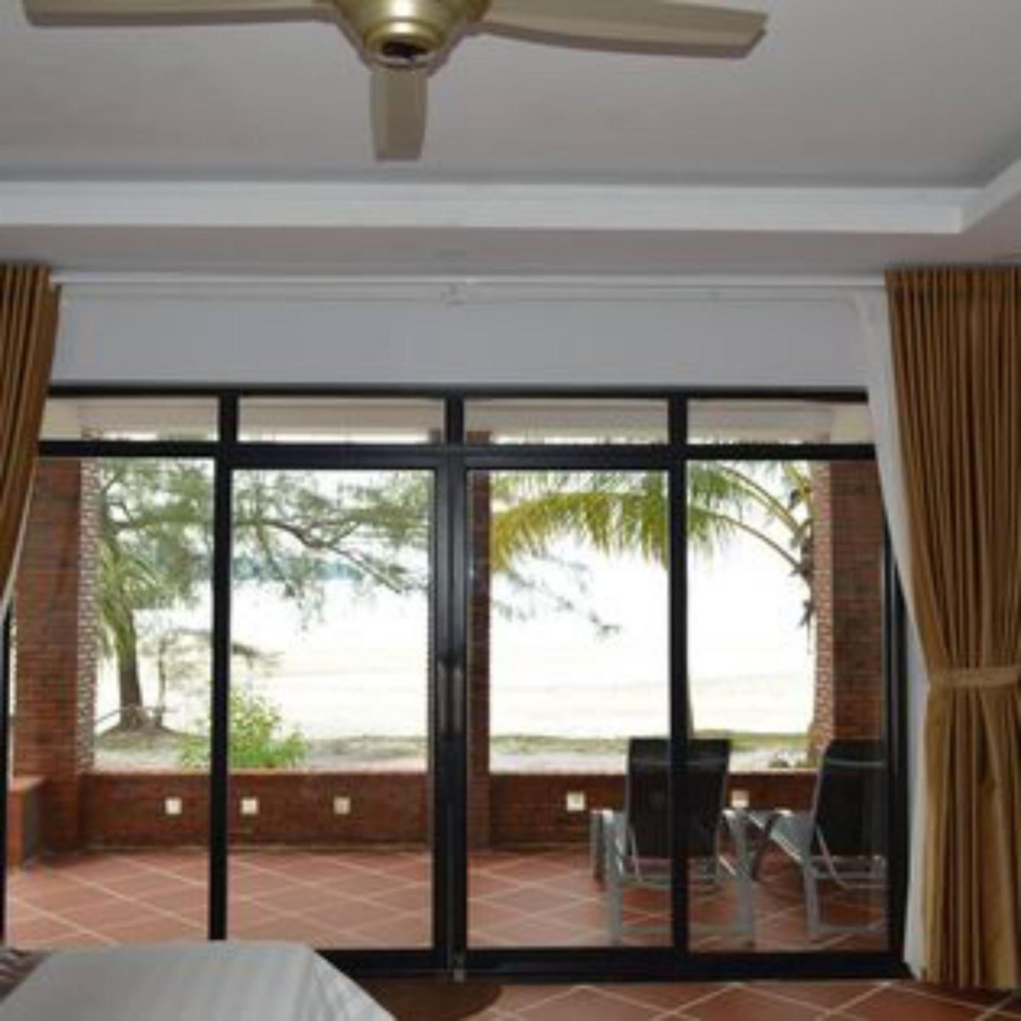 Soon Noeng Bungalow With Air-Conditioner Hotel Koh Rong Sanloem Exterior photo