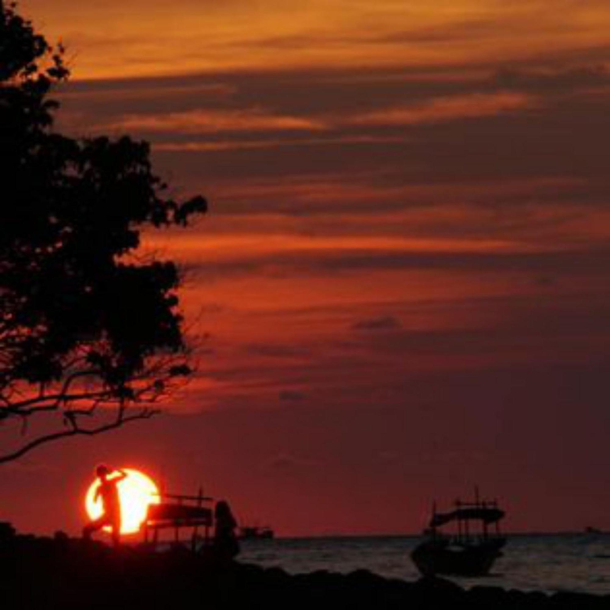 Soon Noeng Bungalow With Air-Conditioner Hotel Koh Rong Sanloem Exterior photo